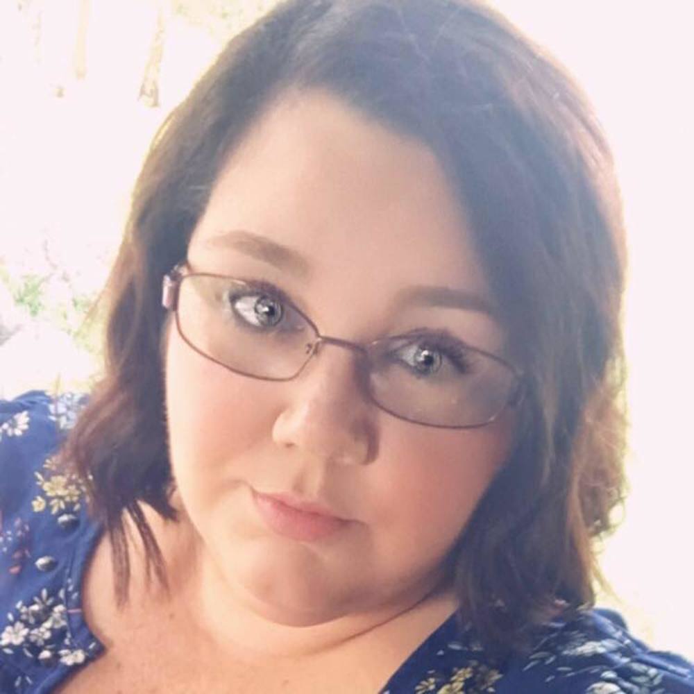 Meet your Posher, Cassi